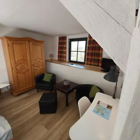 Guest house & Restaurant 