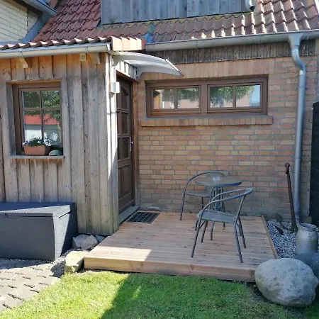 & Restaurant 