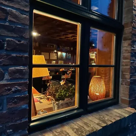 & Restaurant 