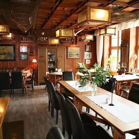 & Restaurant 