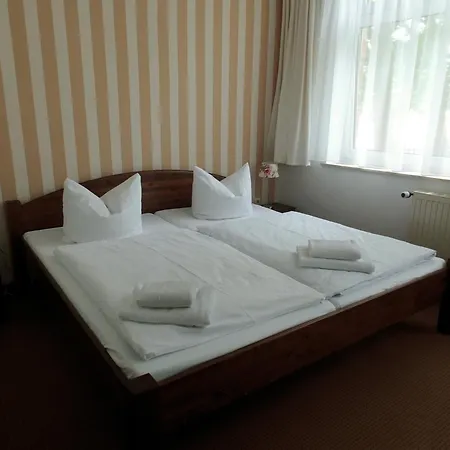 Guest house & Restaurant 